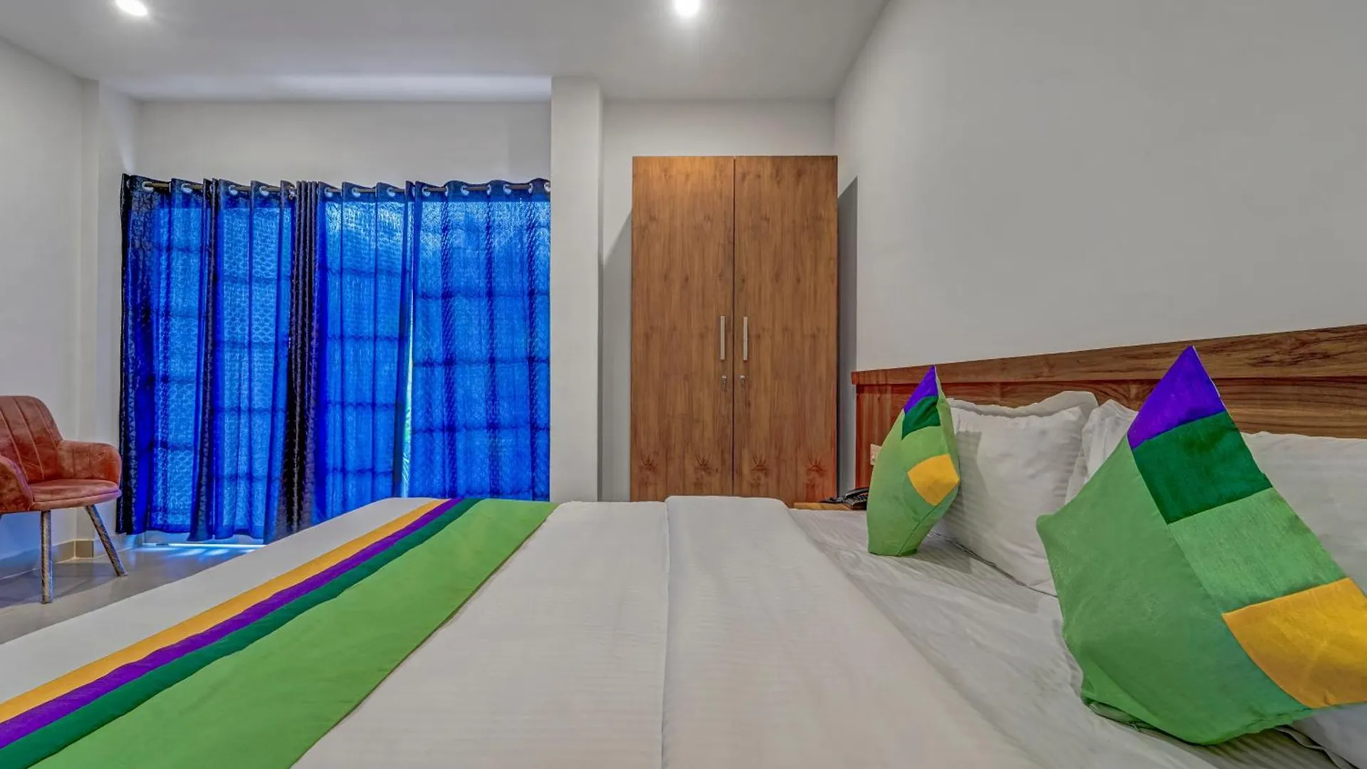 *** Hotel Treebo Regalia Inn Civil Station Kalpetta India